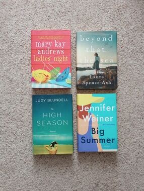 Beach Reads Summer Inspo Books